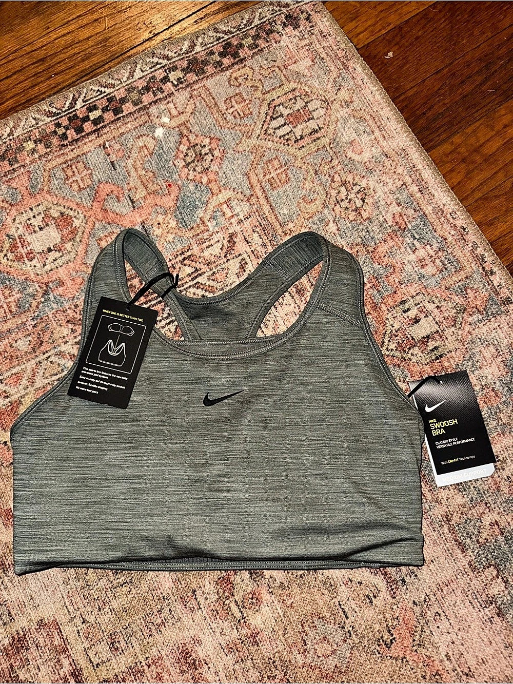Nike Swoosh Medium-Support Padded Sports Bra Large Gray